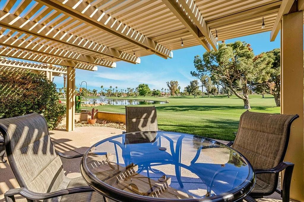 77689 Woodhaven Dr N