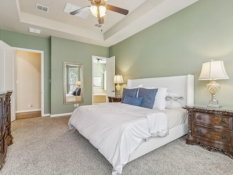 112 Chatfield Dr — Photo 11