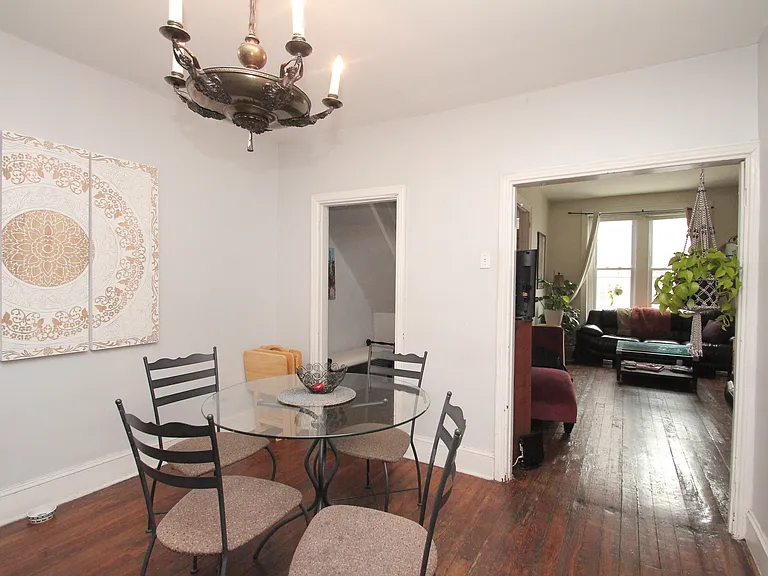 2503 Carpenter St — Photo 14