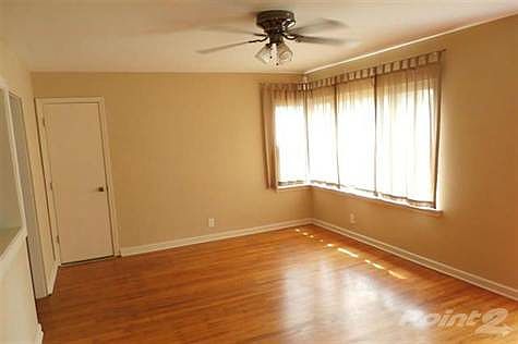 5th image of 2633 Ravenswood Ct