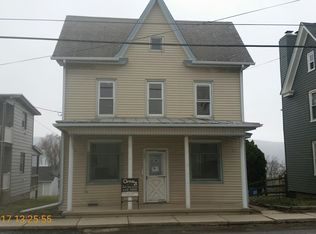 604 E Main St, Hegins, PA 17938