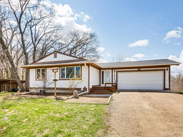 16224 Heidelberg St NE, Columbus, MN 55025
