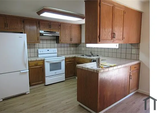 1622 W North Bear Creek Dr — Photo 1