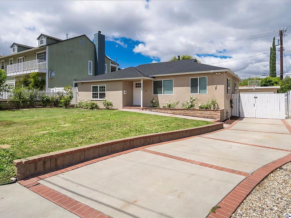 1st image of 10249 Oro Vista Ave