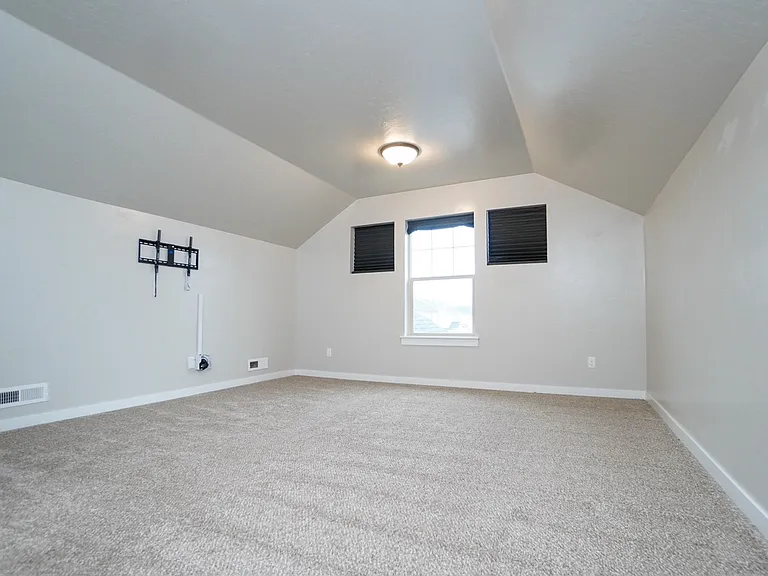 1187 W Davenport St — Photo 27