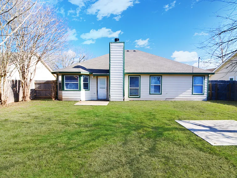 1502 Cedar Ln — Photo 13