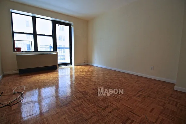 Rented by Mason Group LLC | media 15