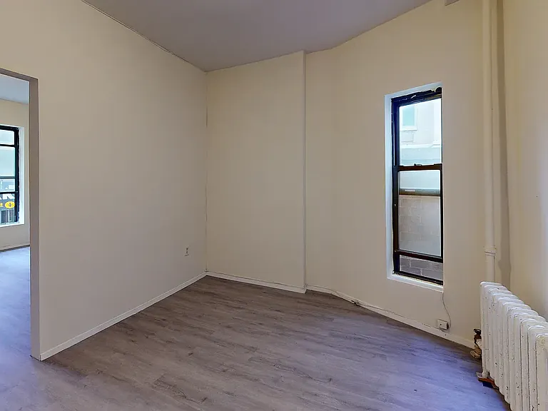 403 E 70th St #6 — Photo 6