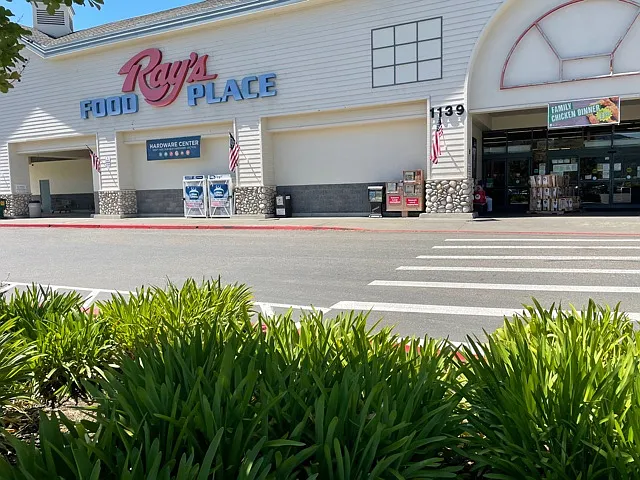 popular grocery store