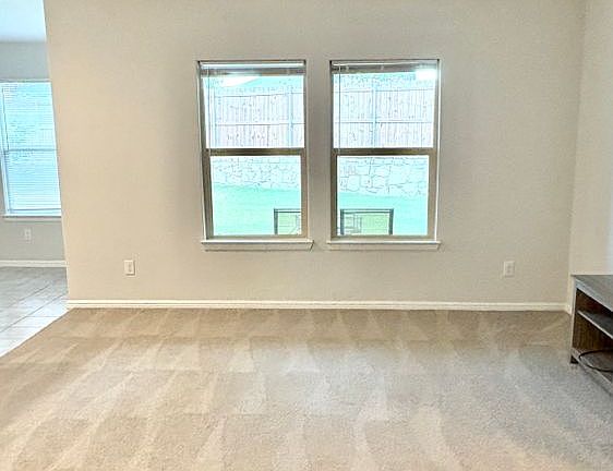 4th image of 425 Atmore St