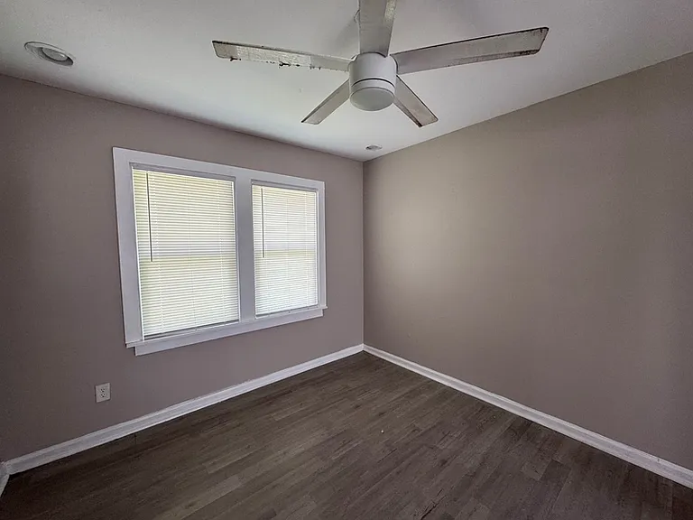 15387 Lesure St — Photo 13