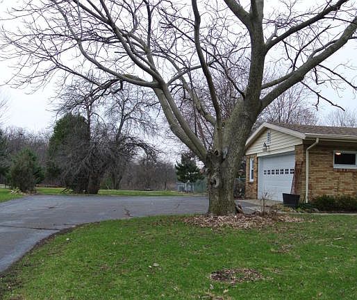 3rd image of 563 Kinney Ave NW