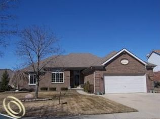 34315 Lillian Rd, Chesterfield, MI 48047