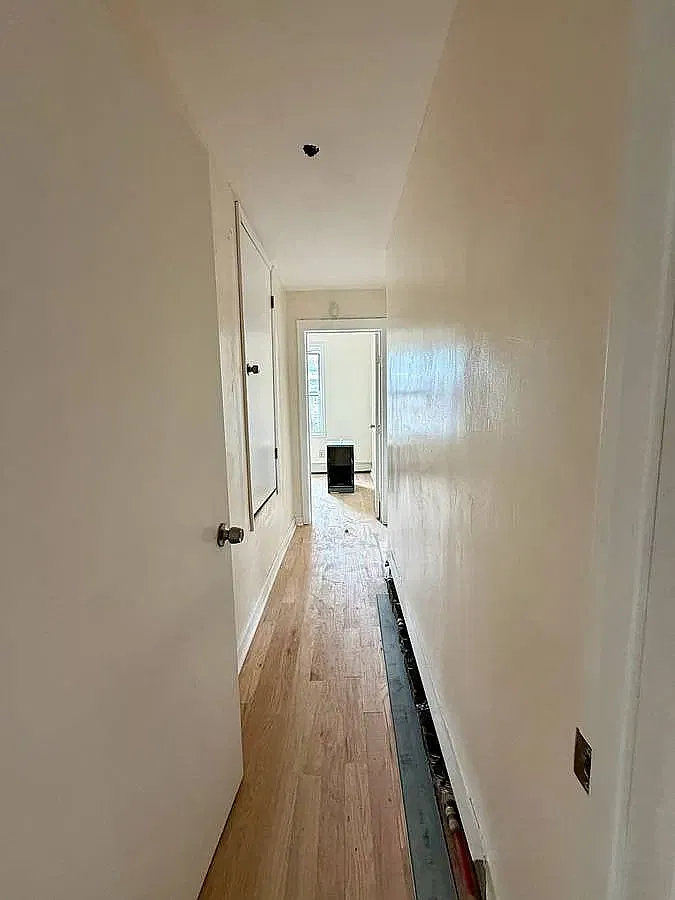 2 bed, 800 sqft, $3,058 — Photo 2