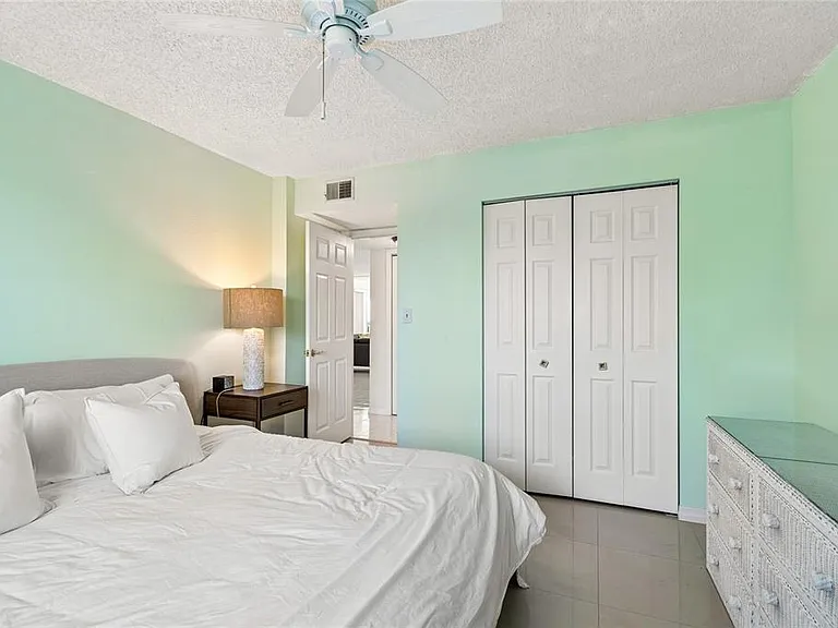 719 Pinellas Bayway S #301 — Photo 36