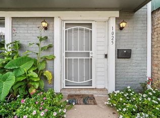 1025 Willow Oaks Cir, Pasadena, TX 77506