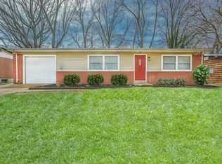 2420 Parker Rd, Florissant, MO 63033