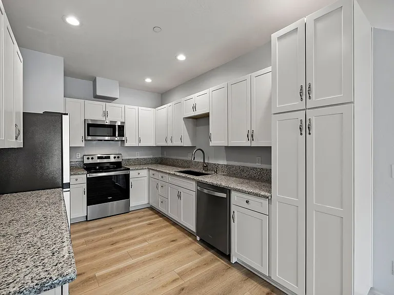 Cala Luxury Apartments — Photo 63