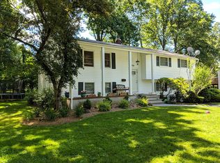 90 Martin Rd, Livingston, NJ 07039