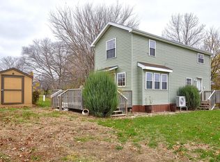 123 Lakeview Dr, Knoxville, IA 50138