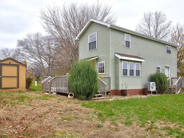 123 Lakeview Dr, Knoxville, IA 50138
