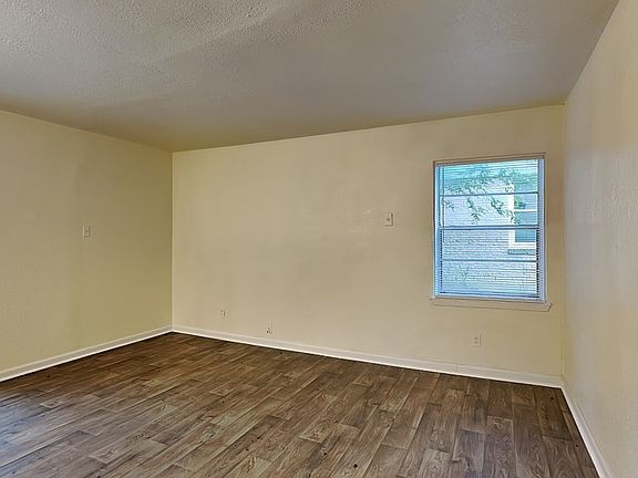 2nd image of 7207 Arborcrest Dr