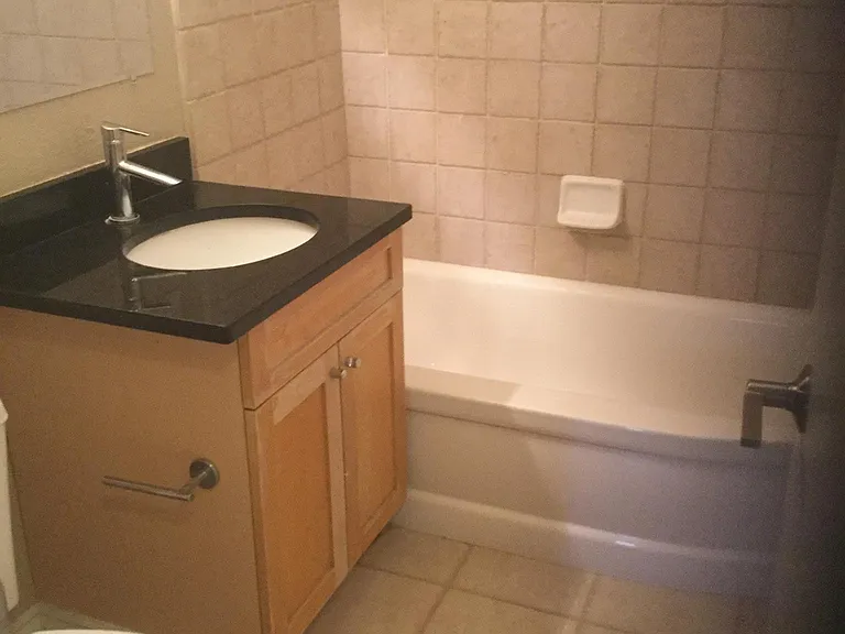 2500 S York St #201 — Photo 3