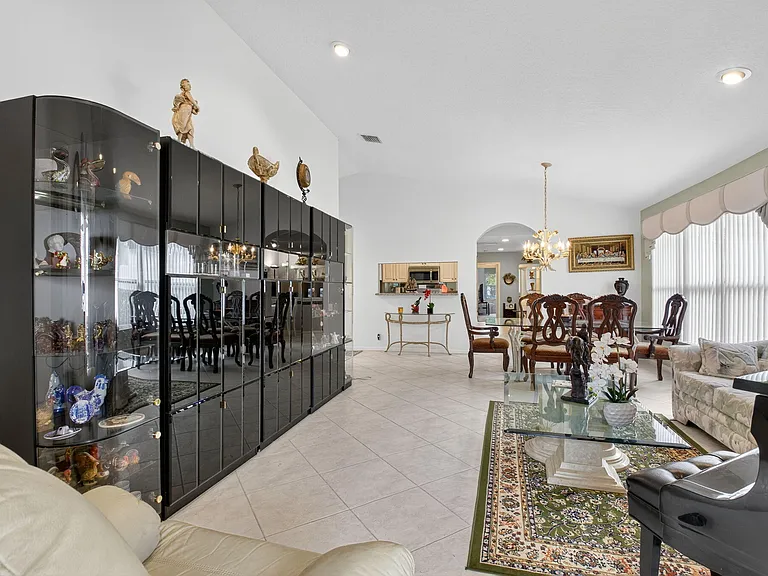 7470 Chorale Rd — Photo 7
