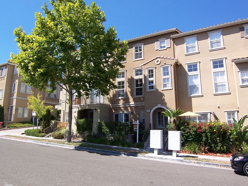 1st image of 417 Casselino Dr