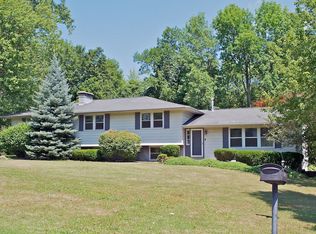 2084 Tulipwood Dr, Mansfield, OH 44906