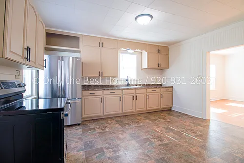 728 Franklin St Photo 1