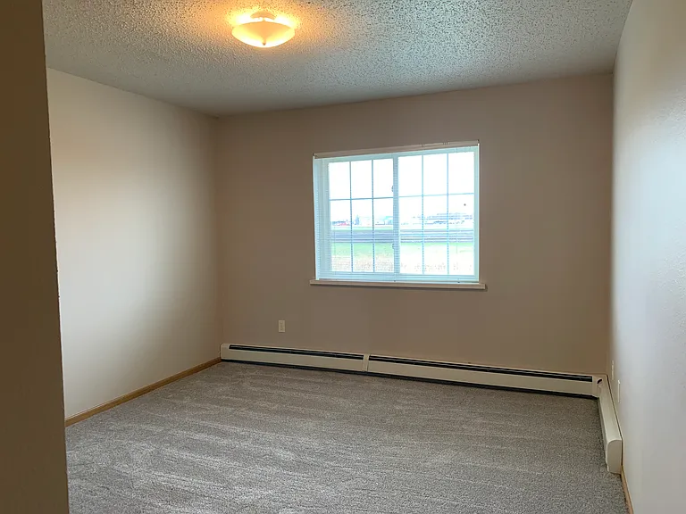 Eastview Apartments — Photo 6