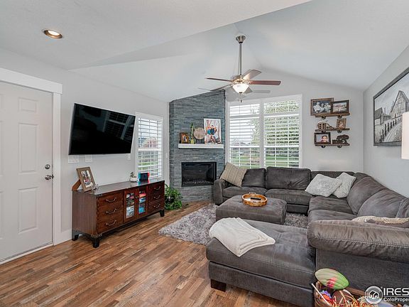 4th image of 212 Rock Bridge Ln
