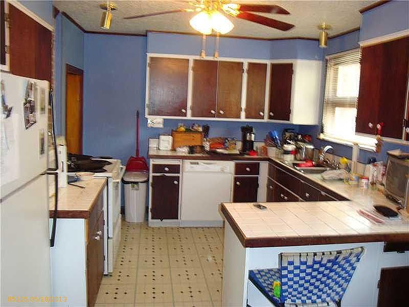 36 Elm St, Fort Fairfield, ME 04742 Zillow