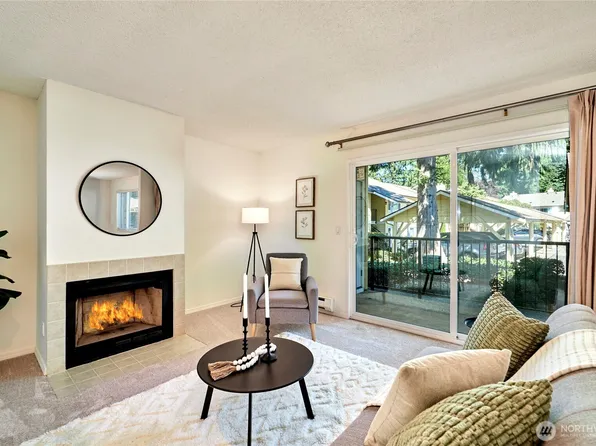 14611 NE 50th Place #F2, Bellevue, WA 98007