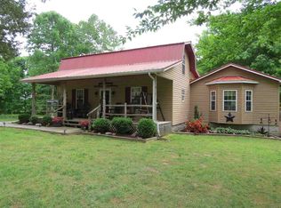 1957 A R Oliver Rd, Scottsville, KY 42164