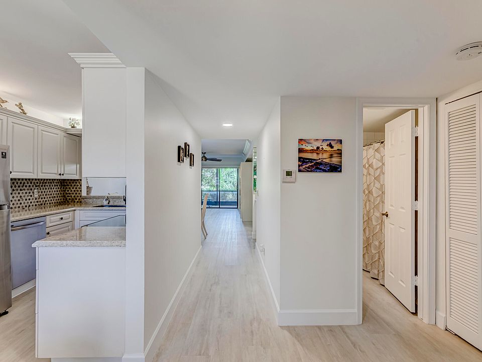1st image of 1101 Keystone Drive N #D