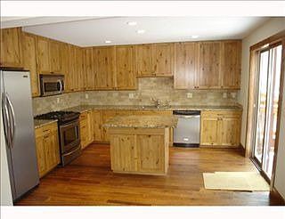 2nd image of 1673 Matterhorn Cir APT A