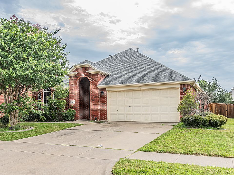 1st image of 611 Primavera Dr