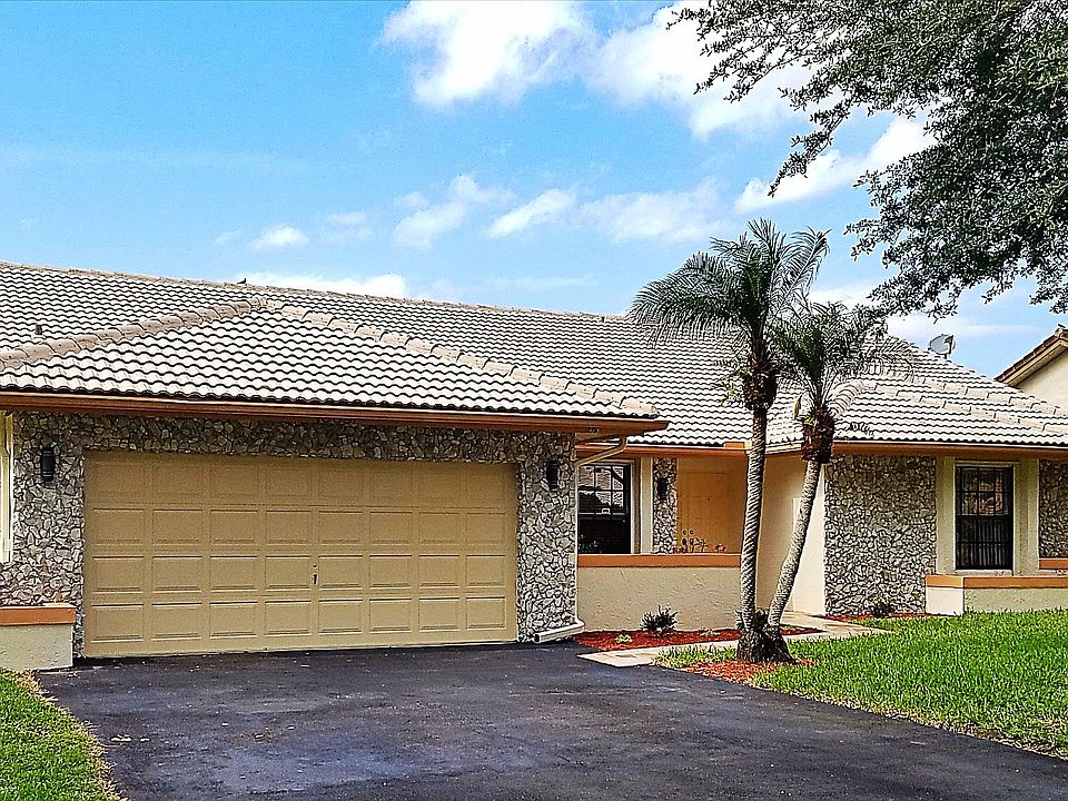 1st image of 10091 NW 13th St