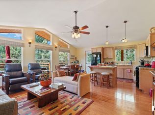 850 W Strawberry Point Rd, Alton, UT 84710