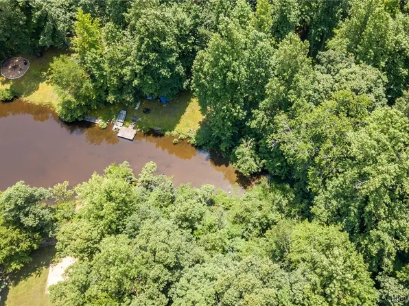 517 Hessler Dr, Ruther Glen, VA 22546