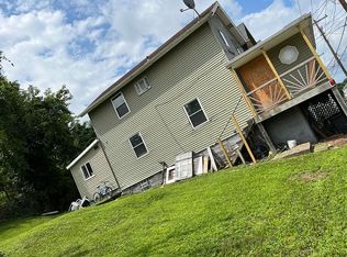 606 McMahon Ave, Monessen, PA