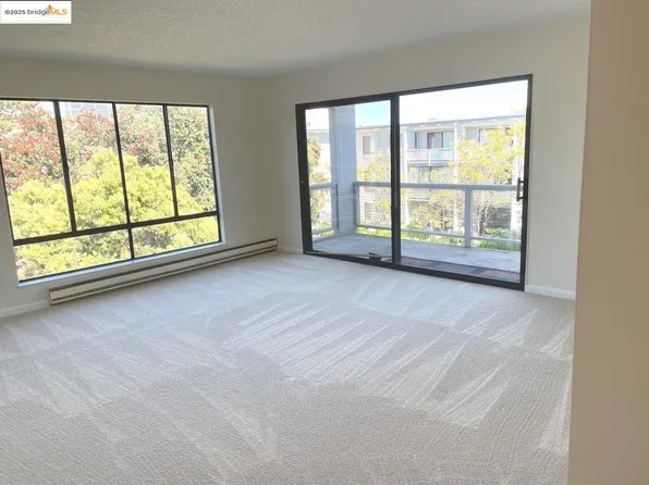 (undisclosed Address), Emeryville, CA 94608