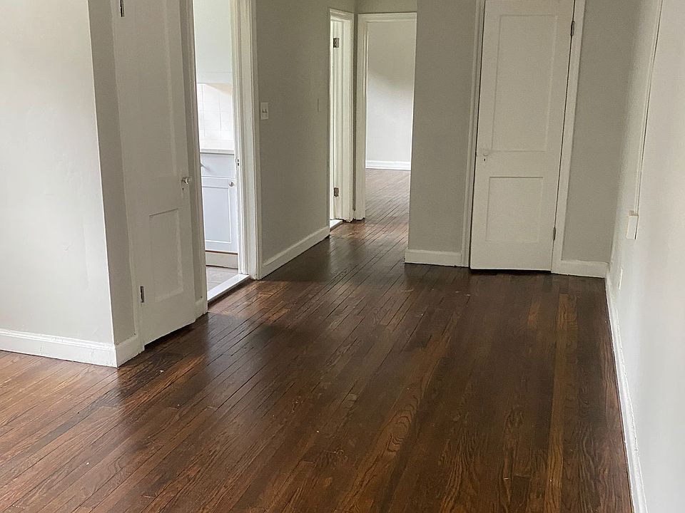 2nd image of 1110 N Kenilworth St APT 3