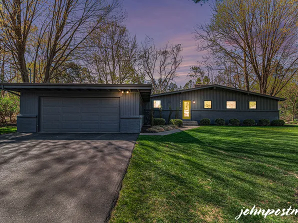 7352 Grachen Dr SE, Grand Rapids, MI 49546
