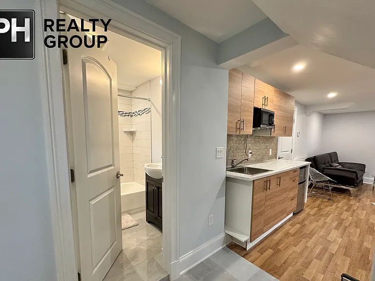 92 Fitchburg St #1 — Photo 19