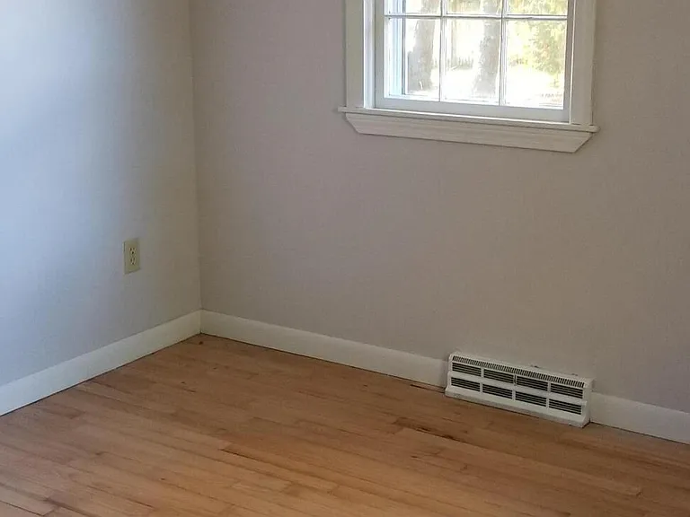 85 Castlewood Cir — Photo 29