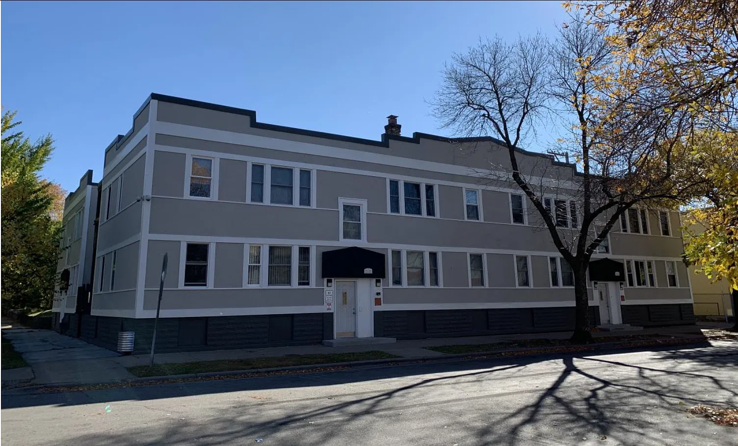 1530 Sherburne Avenue — Photo 1