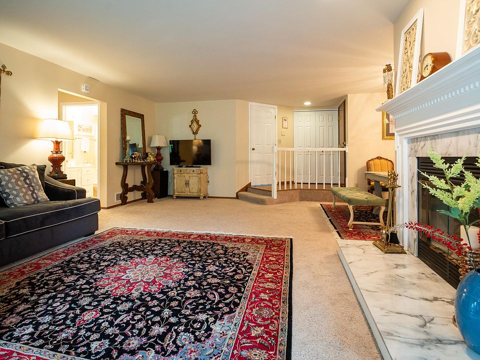 1st image of 719 S Lake Shore Dr Unit 9E